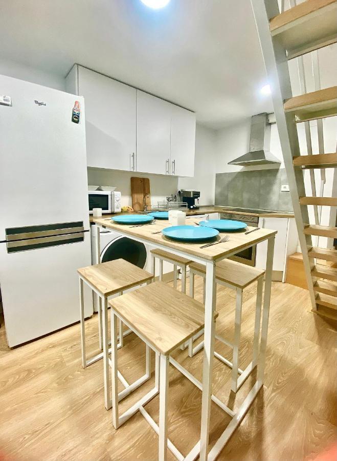 Duplex En El Centro De Madrid Lägenhet Exteriör bild